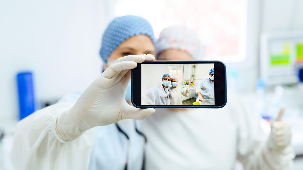 The Consequences of Stripping a Surgeon’s License for Live-Streaming Procedures